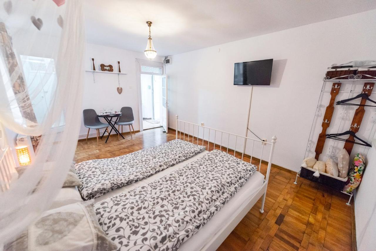 Pine House Daire Braşov Dış mekan fotoğraf